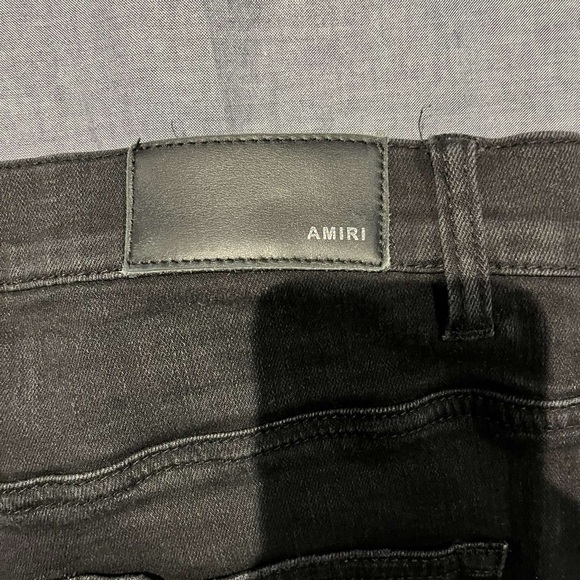 Amiri Jeans - Picture 3 of 5